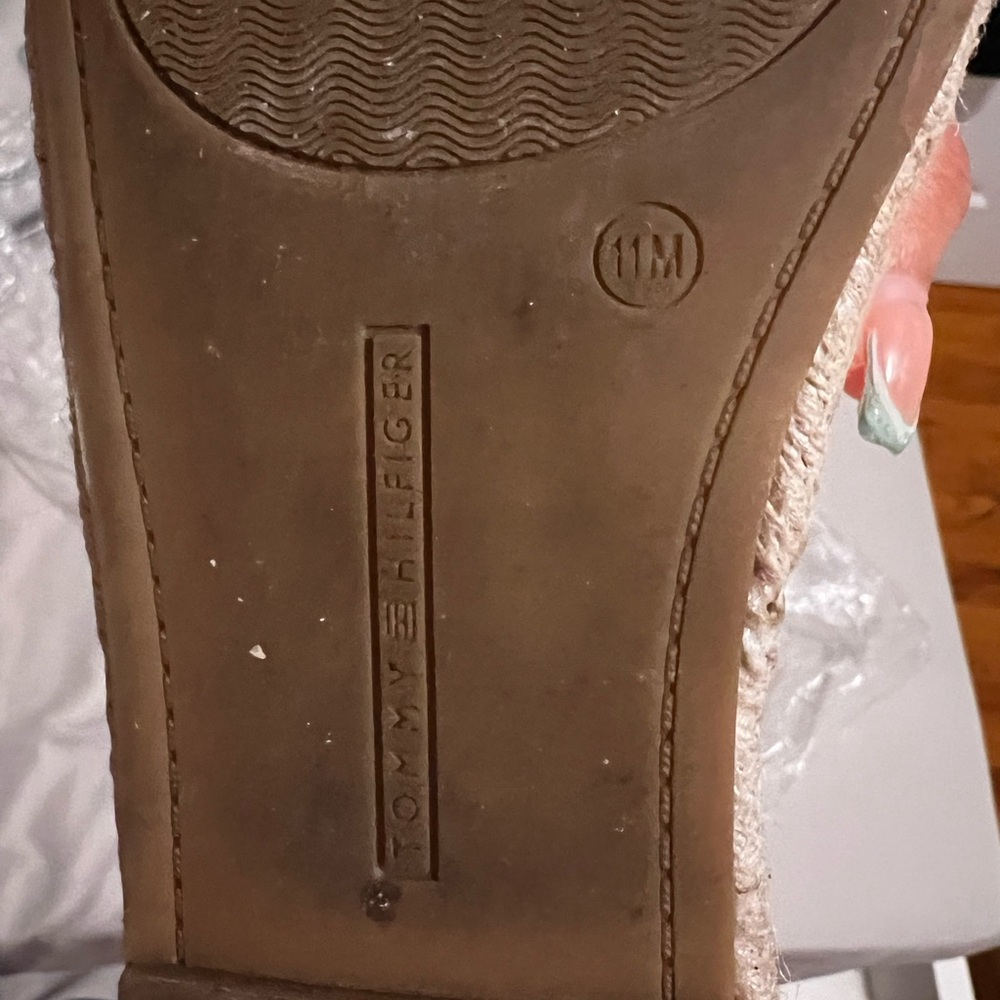 Tommy Hilifiger slip on